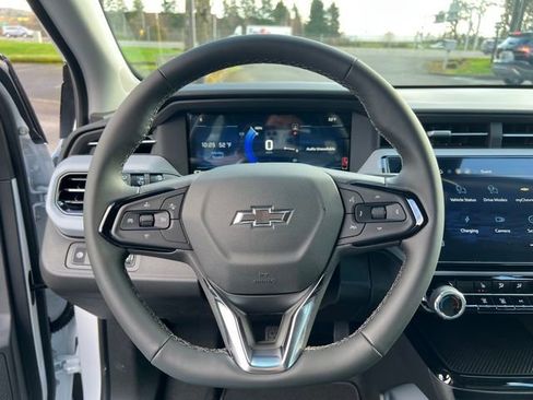 New 2027 Chevrolet Bolt LT w/ Comfort Package image 24