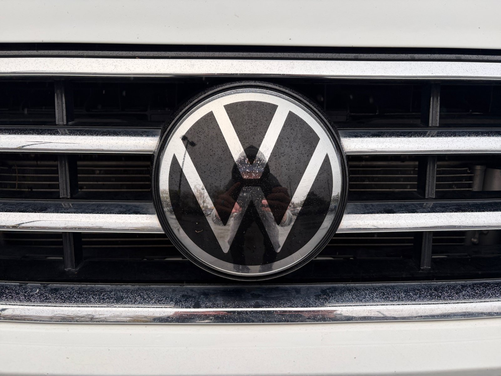 Used 2022 Volkswagen Tiguan SE AWD/4WD image 23