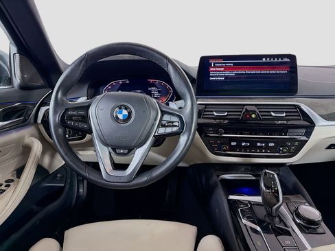 Used 2023 BMW 540i xDrive w/ Executive Package image 26