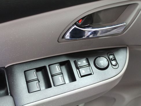 Used 2014 Honda Odyssey EX image 20