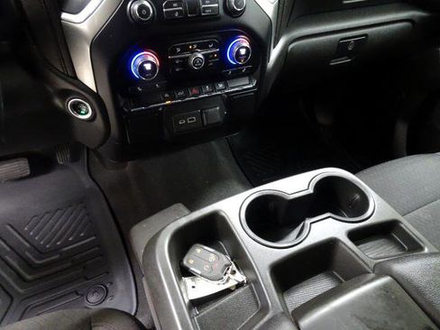 Used 2021 Chevrolet Silverado 1500 LT w/ Bed Protection Package image 30