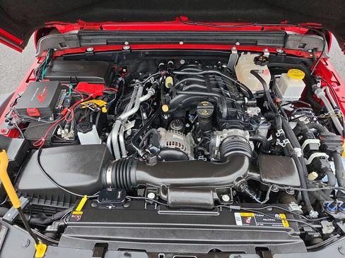 Used 2023 Jeep Gladiator Mojave AWD/4WD image 34