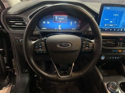Used 2025 Ford Escape Platinum AWD/4WD image 20
