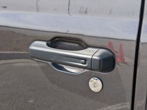 Certified 2025 Jeep Wrangler Unlimited Rubicon 4xe w/ Convenience Group image 26