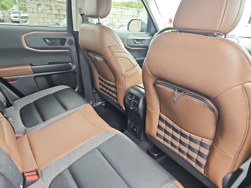 Used 2022 Ford Bronco Sport Outer Banks w/ Tech Package AWD/4WD image 11