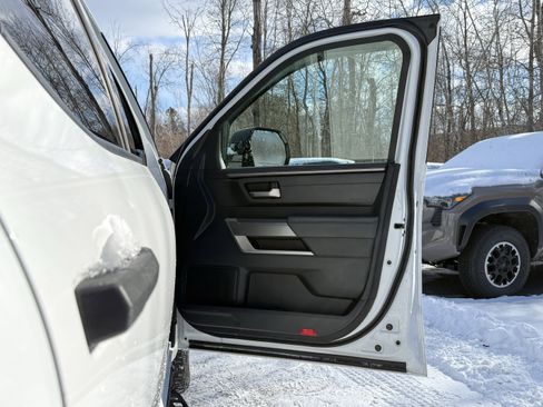 Used 2022 Toyota Tundra SR5 image 34