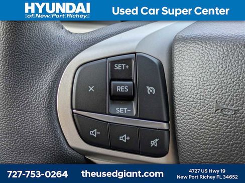 Used 2023 Ford Explorer XLT w/ Equipment Group 202A image 39