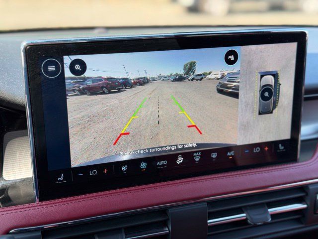 Used 2023 Lincoln Corsair Reserve w/ Equipment Group 201A AWD/4WD image 30