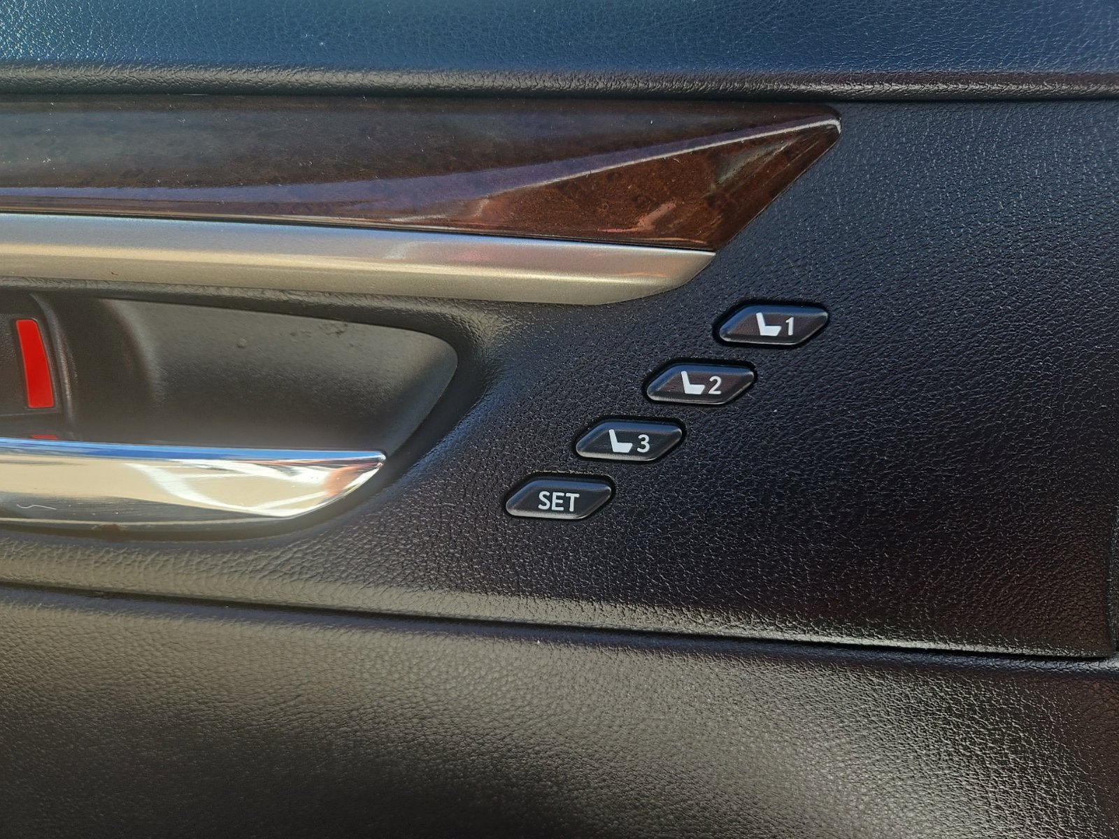 Used 2015 Lexus ES 350 w/ Luxury Package FWD image 14