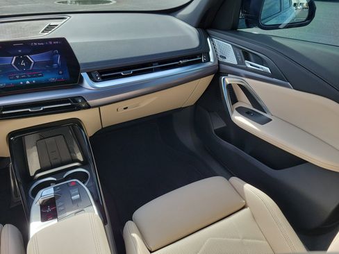 Used 2024 BMW X1 M35i w/ Premium Package image 18