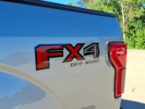 Used 2020 Ford F150 XLT w/ Equipment Group 302A Luxury AWD/4WD image 21