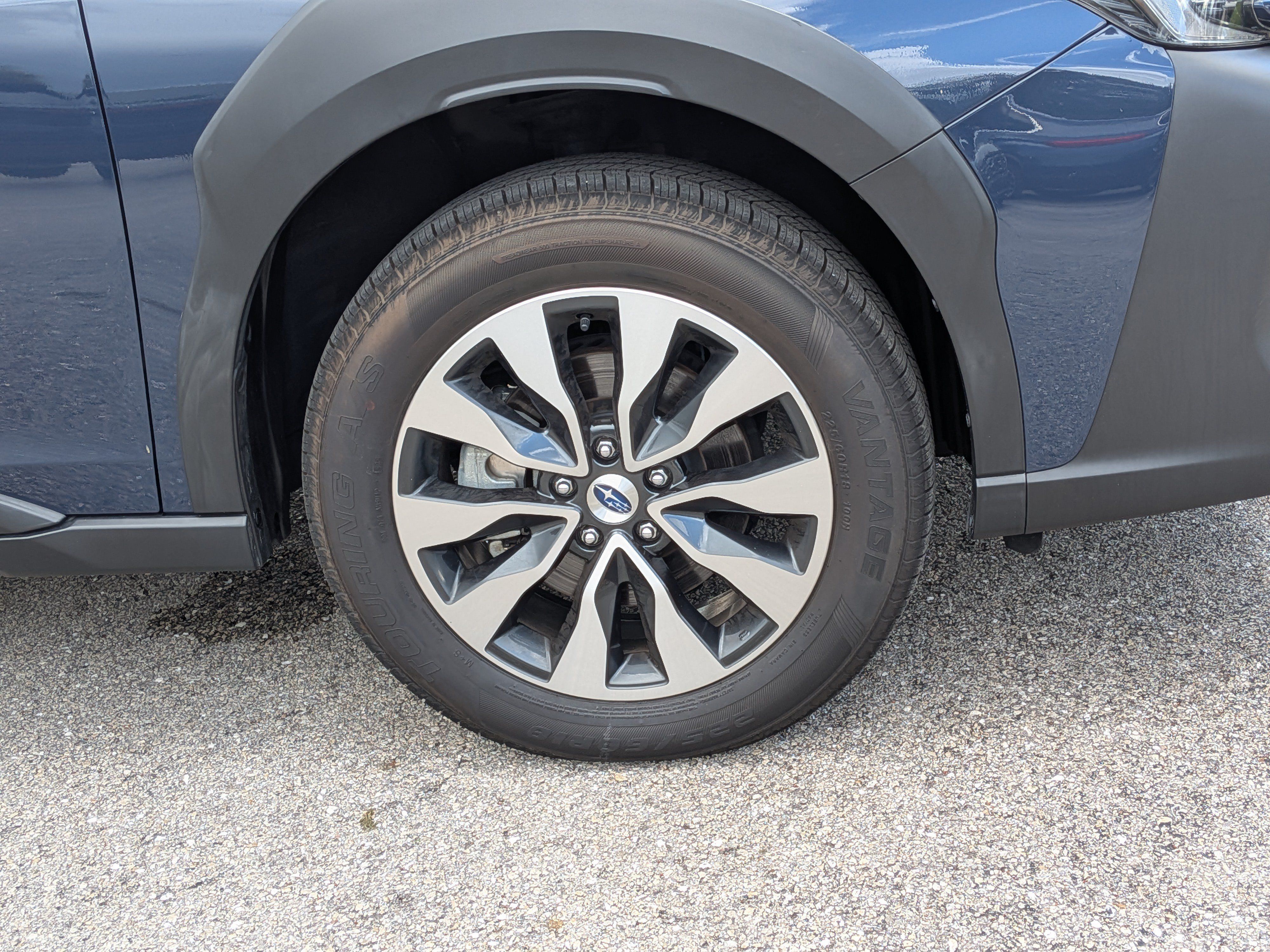 Certified 2024 Subaru Outback Touring XT AWD/4WD image 11