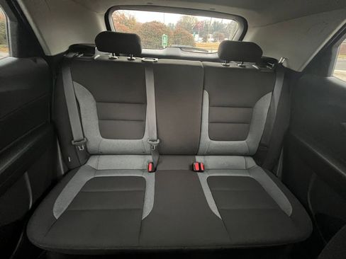 Used 2025 Chevrolet TrailBlazer LT image 33