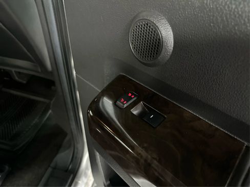 Used 2016 Ford F350 Platinum image 30