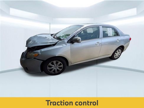 Used 2010 Toyota Corolla LE FWD image 2