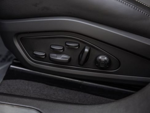 Certified 2023 Porsche Taycan GTS image 16