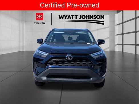 Certified 2025 Toyota RAV4 XLE AWD/4WD image 8