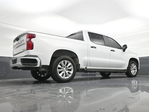 Used 2021 Chevrolet Silverado 1500 Custom RWD image 27