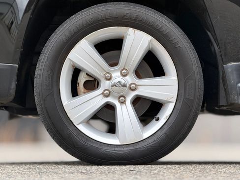 Used 2015 Jeep Compass High Altitude image 30