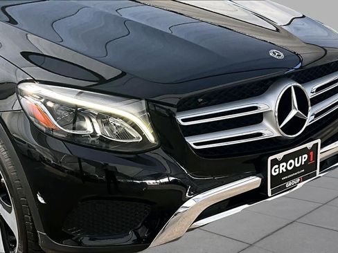 Used 2019 Mercedes-Benz GLC 350e 4MATIC image 30