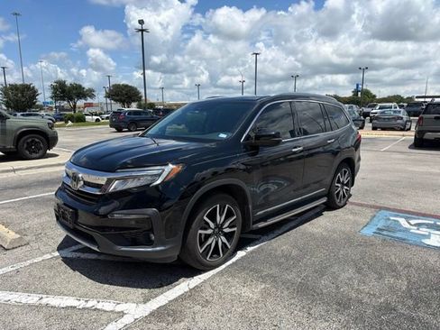 Used 2021 Honda Pilot Touring image 2