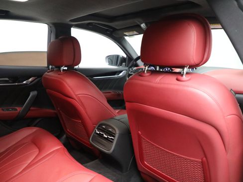 Certified 2022 Maserati Ghibli Modena Q4 image 21