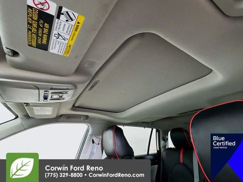 Used 2022 Toyota Highlander Limited image 25