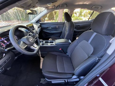 Used 2025 Nissan Sentra SV FWD image 24