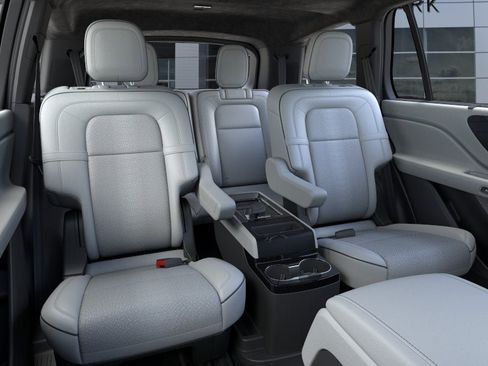 New 2026 Lincoln Aviator Black Label AWD/4WD image 11