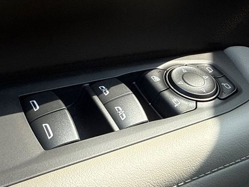 Used 2026 Chevrolet Tahoe LT w/ Comfort Package image 13