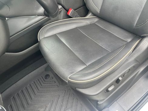 Used 2023 Chevrolet Suburban Premier RWD image 22