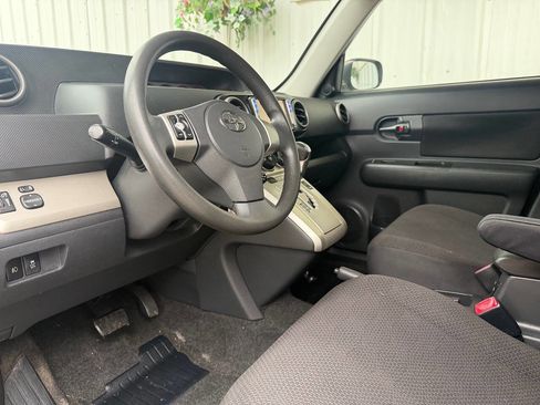 Used 2008 Scion xB image 10