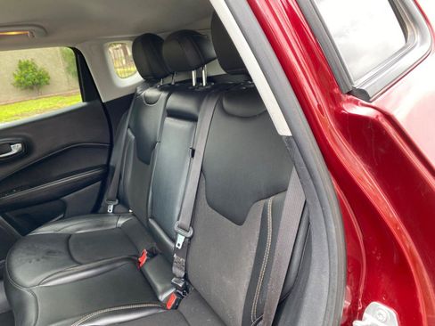 Used 2021 Jeep Compass Latitude FWD image 35