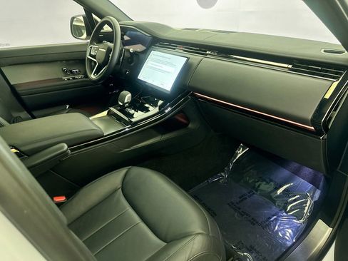 Certified 2024 Land Rover Range Rover Sport SE AWD/4WD image 28
