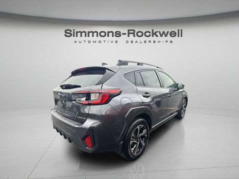 Used 2024 Subaru Crosstrek 2.0i Premium AWD/4WD image 4