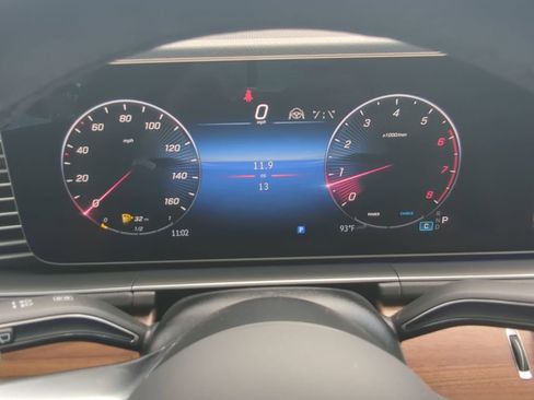 Used 2026 Mercedes-Benz GLS 450 4MATIC image 17