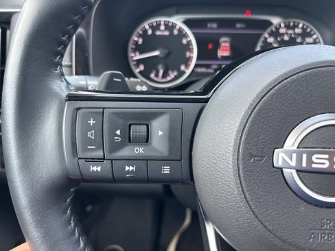 Used 2024 Nissan Pathfinder SL w/ Cargo Package image 26