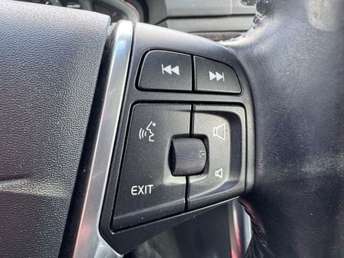 Used 2015 Volvo XC70 T6 Platinum image 25