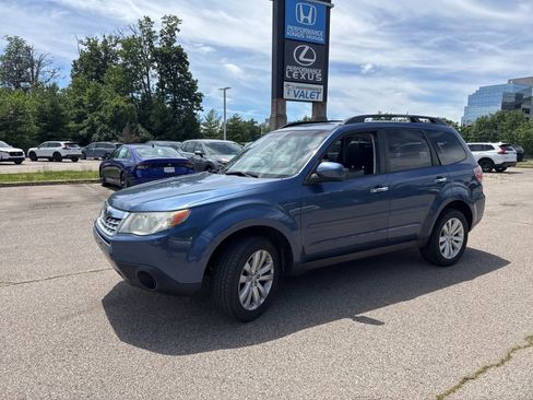 Used 2012 Subaru Forester 2.5X Premium AWD/4WD image 16