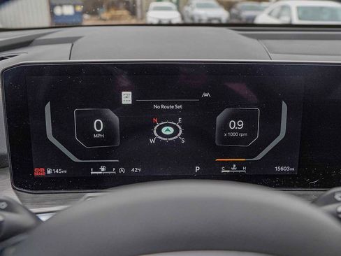 Certified 2025 Kia Sorento SX image 12