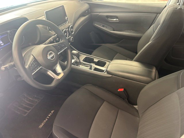 Used 2025 Nissan Sentra SV FWD image 35