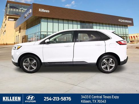 Used 2023 Ford Edge SEL w/ Convenience Package AWD/4WD image 4