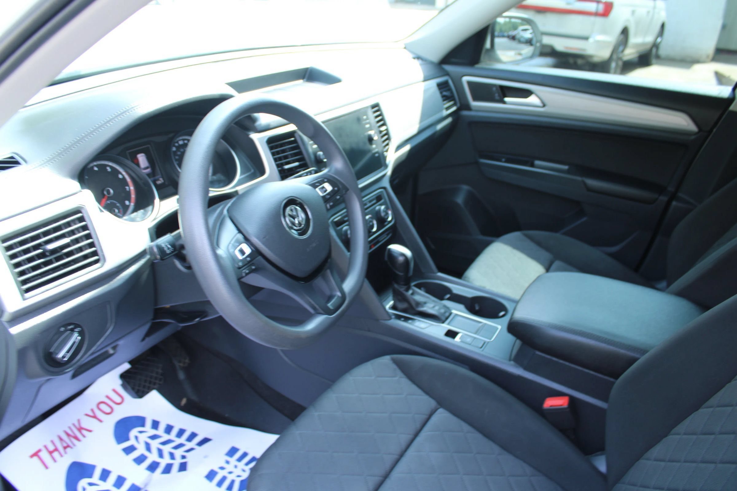 Used 2018 Volkswagen Atlas Launch Edition FWD image 14