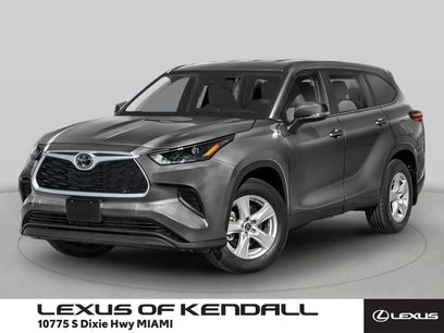 Used 2023 Toyota Highlander XLE