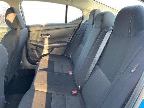 Used 2023 Nissan Sentra SV w/ Trunk Package image 12