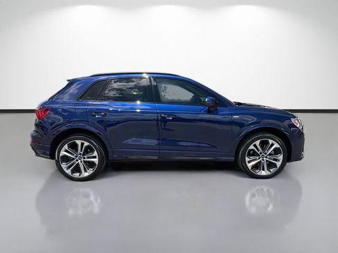 Used 2021 Audi Q3 2.0T Premium Plus AWD/4WD image 2