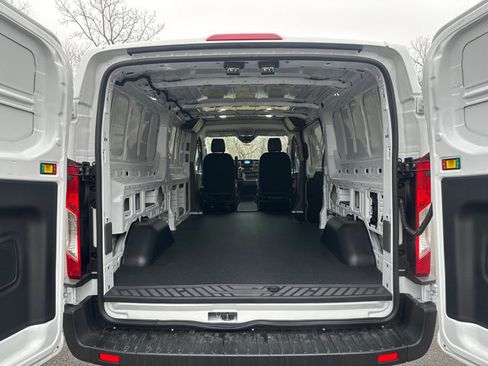 Used 2024 Ford Transit 150 Low Roof image 27