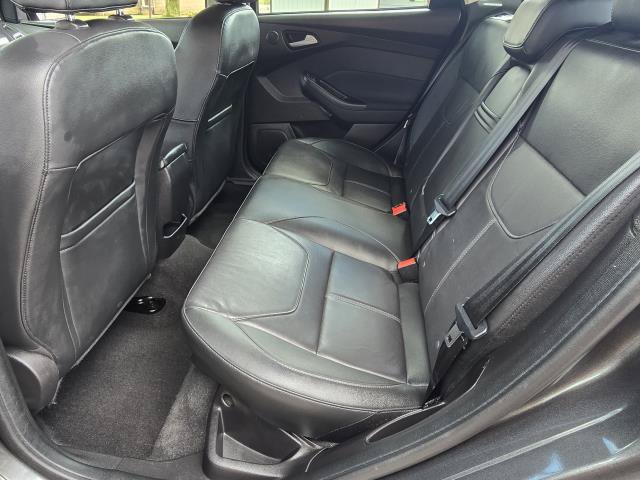 Used 2015 Ford Focus Titanium w/ Titanium Cold Weather Package FWD image 11