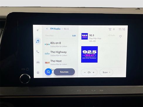 Used 2023 Toyota Prius XLE image 15