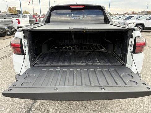 Used 2022 Hyundai Santa Cruz Limited image 16